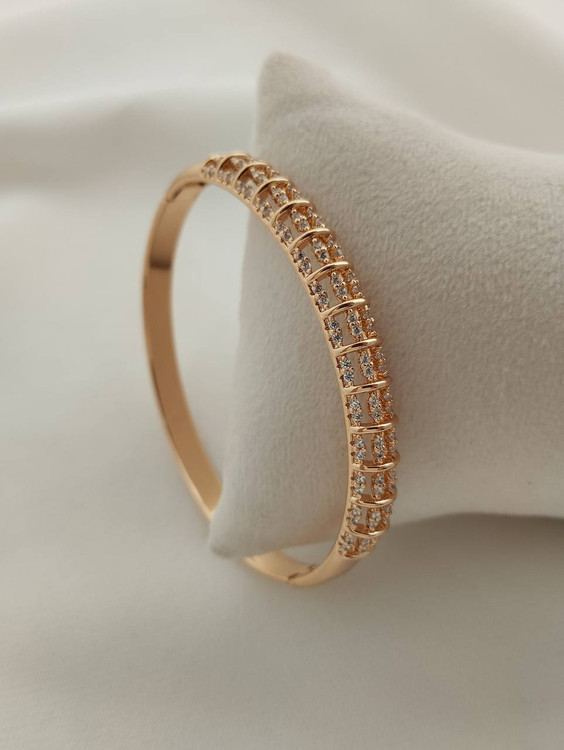 دستبند النگویی یا بنگل ژوپینگ