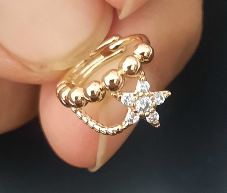 گوشواره ژوپینگ